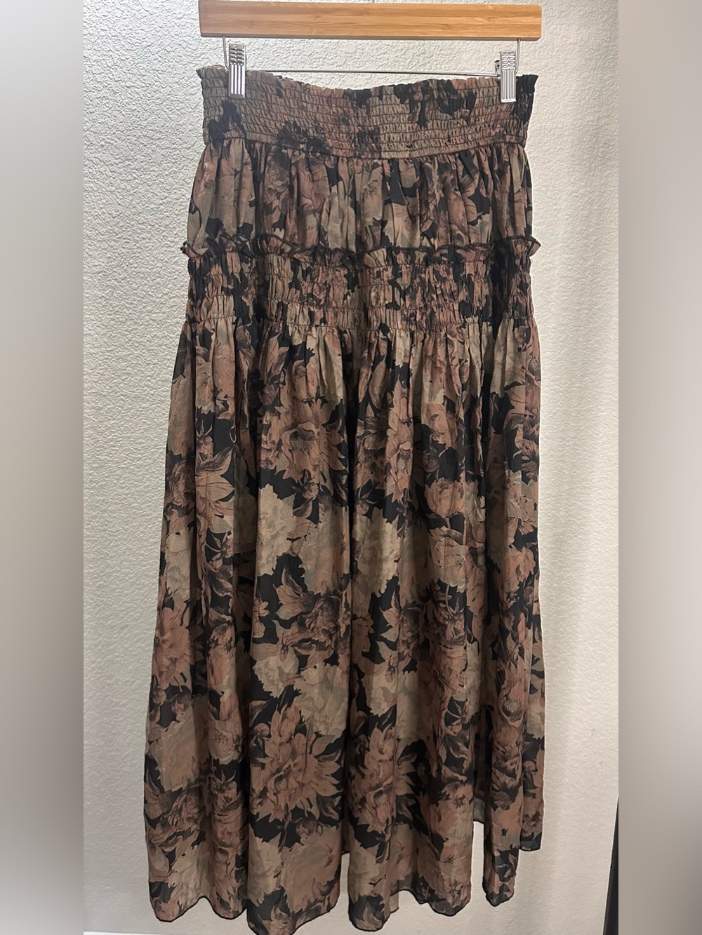 Promesa Blossoms Twirl Smocked Floral Maxi Skirt Size Small - Picture 5 of 6